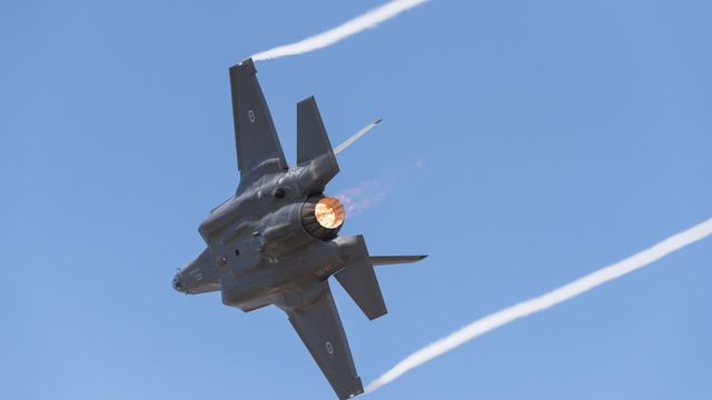Hemmelige data om F-35 og mengder av andre våpensystemer stjålet fra underleverandør med laber sikkerhet
