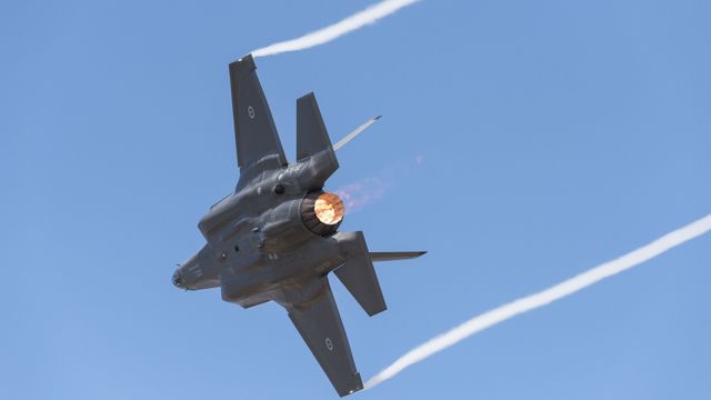 Hemmelige data om F-35 og mengder av andre våpensystemer stjålet fra underleverandør med laber sikkerhet
