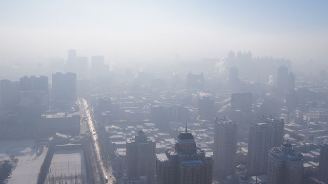 Luftforurensning blokkerer for solenergi i Kina