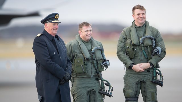 På vingene etter en ukes intenst arbeid: Her er F-35 i lufta over Norge med norske flygere