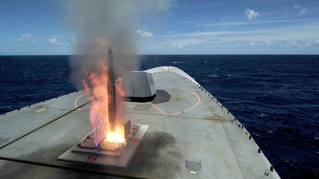 Sjefen for USAs stillehavsflåte trakk fram kun ett våpen foran verdens største marineøvelse: Norske NSM