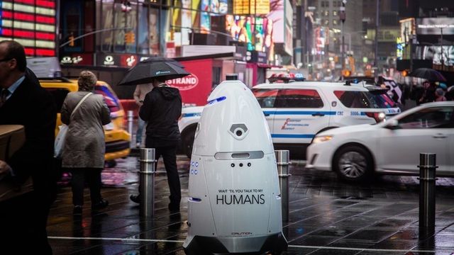 Denne roboten skulle fjerne hjemløse – så ble den selv bortvist