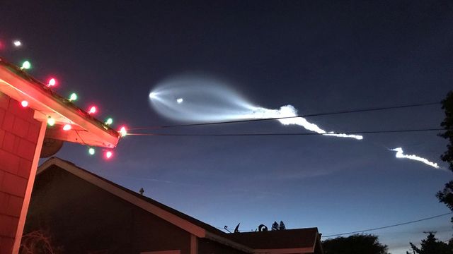SpaceX-oppskyting skapte lysshow over California