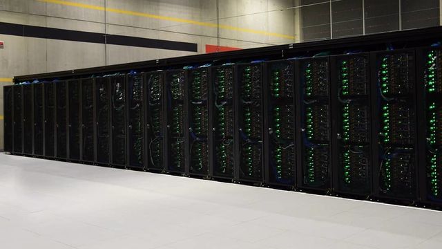 Startet opp verdens kraftigste, privateide superdatamaskin