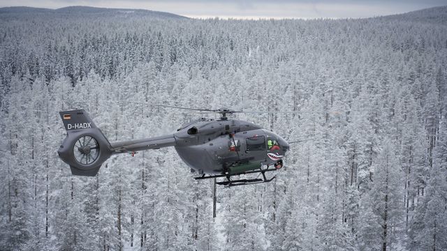 Airbus på tur i de svenske skoger for å teste bevæpning av helikoptrene sine