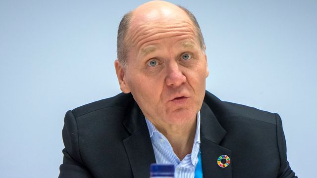 Brekke frykter kineserne mer enn Facebook