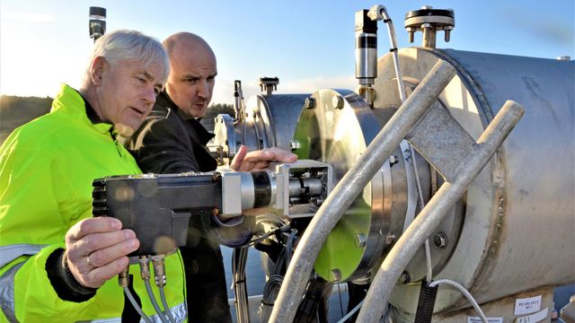 Oppfinner orket ikke vente på miljøkrav for tankskip - nå har han fått napp hos laksenæringen