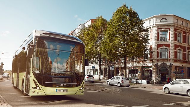 Batteribuss-satsing i Drammen er over et år forsinket