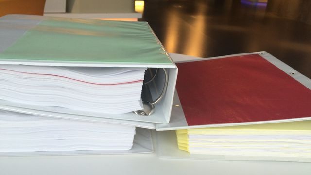 Oppussing av regelverk skal sette en stopper for kilovis med dokumentasjon og lagre fulle av gulmaling-farger