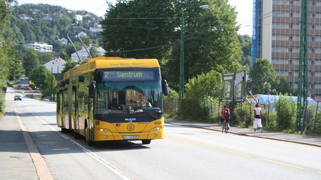 Enova med milliontilskudd til trolleybussen i Bergen