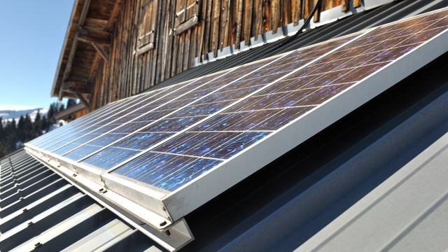 Enova snur: Nå kan du få støtte til solceller på hytta