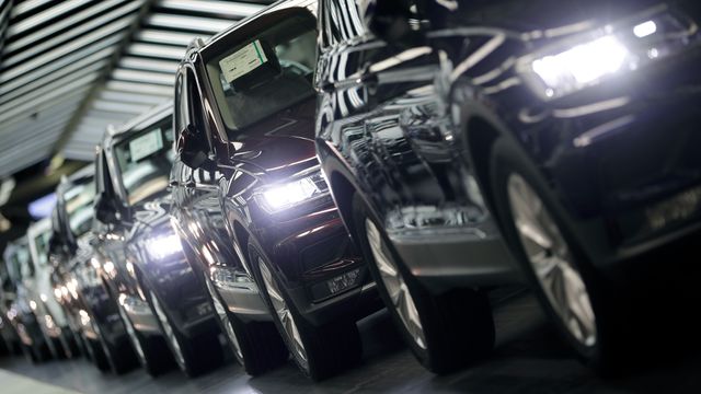 Nedoverbakke for tysk industri for fjerde måned på rad