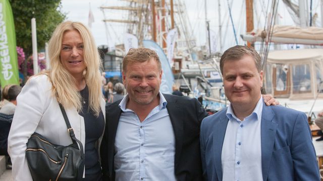 Vurderer å by på «5G-lisenser»