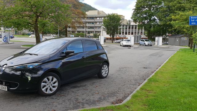 Nå blir det bompenger for elbiler i Bergen