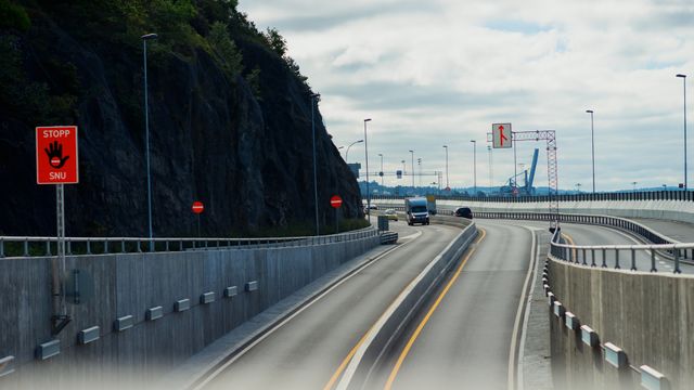 Forskere tror bilkøene nesten forsvinner når Oslo får 53 nye bomstasjoner