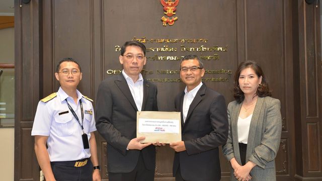 Vurderer kostbar auksjon i Thailand