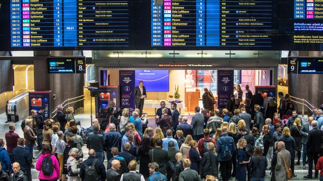 Entur overtar billettsalget fra NSB på stasjonene