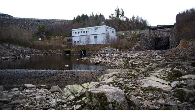 70 prosent av norske vannkraftverk skal få nye kjøreregler - Statkraft frykter flomvernet blir for dårlig