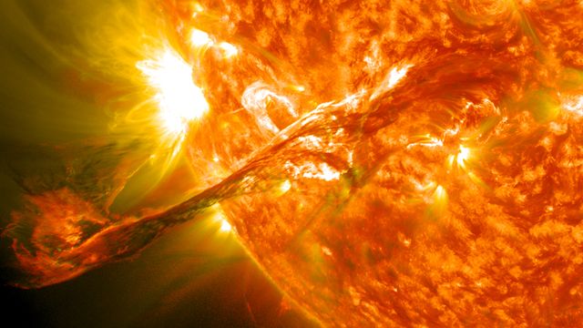 Forskere: Solstorm kan mørklegge jorden innen 100 år