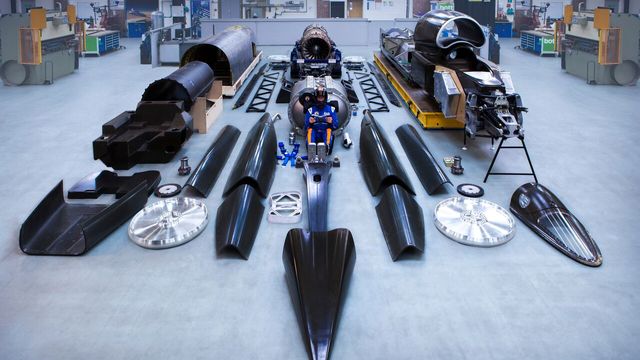 Halvferdig rakettbil til salgs - gir opp forsøket på ny landhastighetsrekord