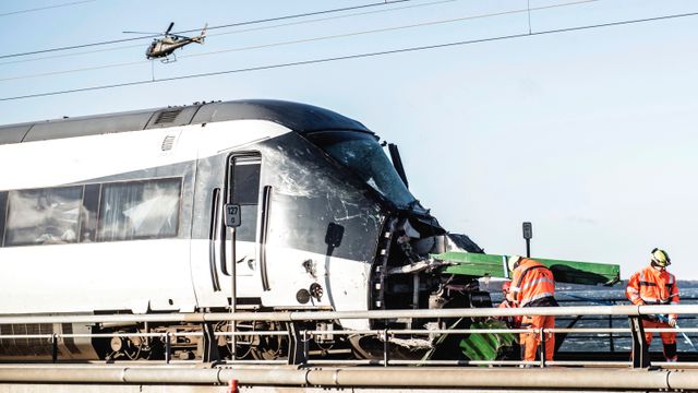 Kombinasjonen av togets fart og vindstyrken kan ha forårsaket ulykken på Storebælt-broen