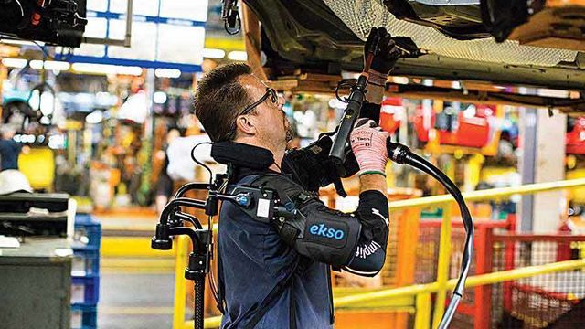 Eksoskjelettene er på vei inn i industribedrifter