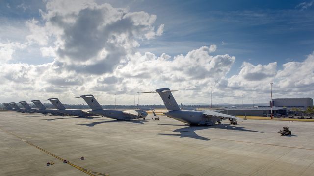 15 norske flyplasser skal fjernstyres - nå tester det australske flyvåpenet teknologien