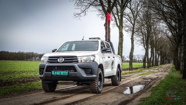 Norske Arctic Trucks skal bygge Toyotas arbeidsjern om til elbil