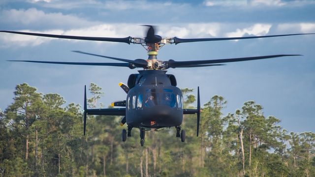 Her flyr det nye Sikorsky/Boeing-helikopteret for første gang