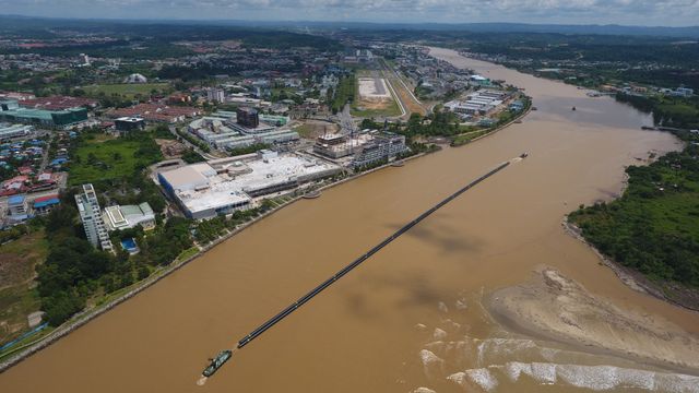 Verdensrekord: Disse rørene ble slept fra Stathelle til Malaysia