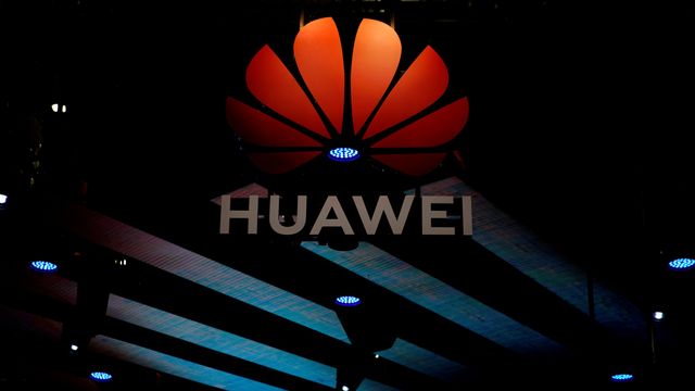 – Theresa May gir Huawei tommel opp til deler av 5G-utbyggingen