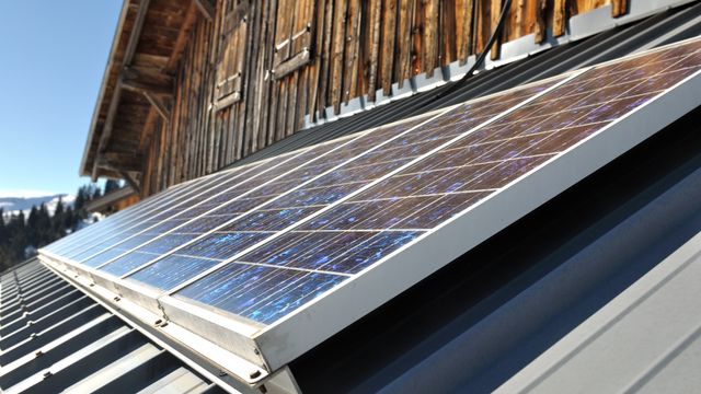 Halvparten av danske solcelle-eiere har «feil» måler – må bytte for egen regning