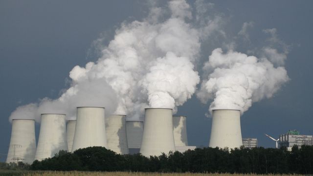 Nybygde kjernekraftverk slipper ut opptil 37 ganger mer CO2 enn vindkraft