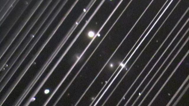Astronomer klager på Space X: Frykter satellitter ødelegger observasjoner