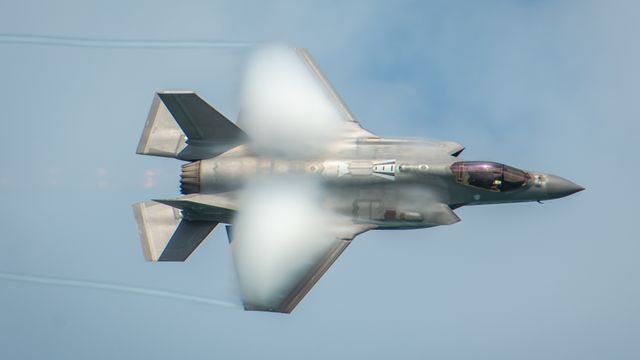400 fly er levert: Vi har samlet noen av F-35-høydepunktene i én video