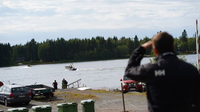 Gransker dødsulykken i Umeå – flytypen ikke i bruk i Norge