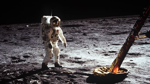 Slik reiste astronautene til Månen: Se bilder og 3D
