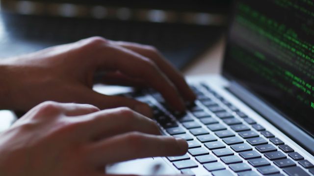 Ny storsatsing: Slik skal norske kommuner beskyttes bedre mot datangrep