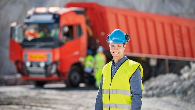Førerløse lastebiler hos Brønnøy Kalk: I vinter skal åtte slike biler i drift 