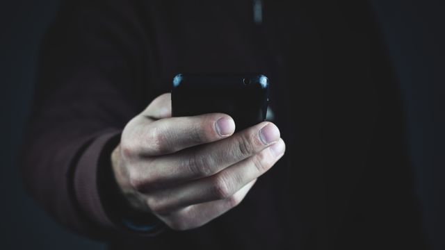Eksperter: Slik sporer hackere deg gjennom SIM-kortet