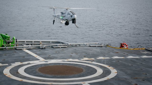 Se den første operasjonstesten: Her er en av dronene som kan redde liv i Arktis