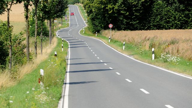 Rogaland skal friske opp merkingen på flere hundre kilometer fylkesvei