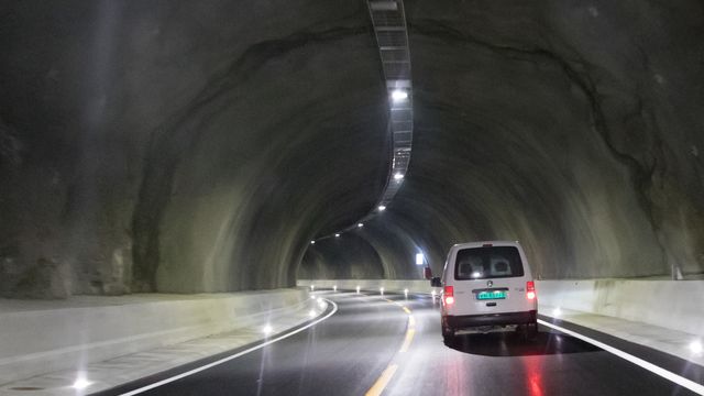 Her får Trøndelag 1,3 km tunnel, 145 meter bru, og totalt 5,2 km rasfri vei