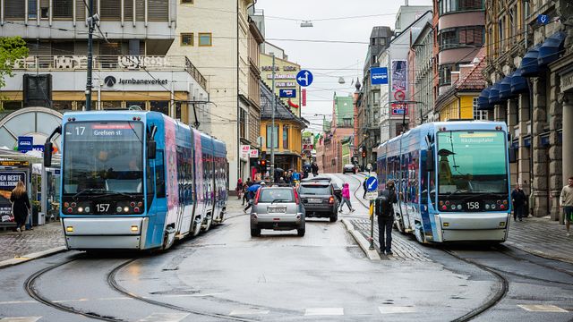 Lovendring skulle hindre hvitvasking — krever i praksis sporing av kollektivreisende