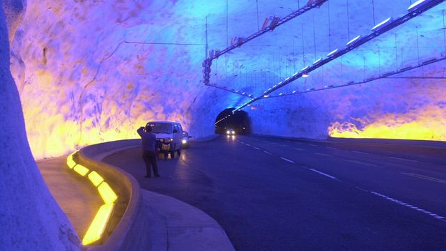 Har skrevet historien til syv norske tunneler