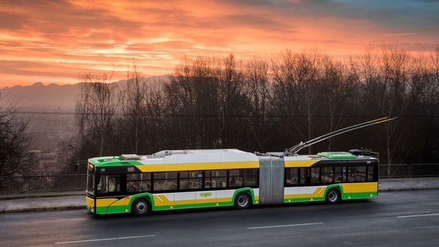 Ti nye, fullelektriske trolleybusser er på vei til Bergen