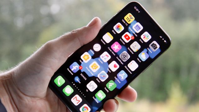 iPhone 11 sjekker posisjonen din selv om du har deaktivert funksjonen