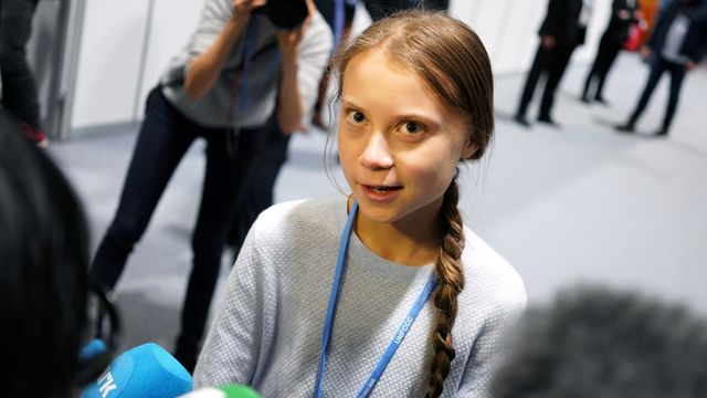 Greta Thunberg og 15 andre ungdommer fra hele verden mener Norge bryter FNs barnekonvensjon
