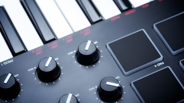 Dagens MIDI-standard er 37 år. Nå er versjon 2.0 straks klar