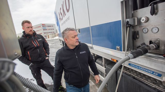 Norsk transportkjempe er først ute med lastebiler som bare går på hydrogen
